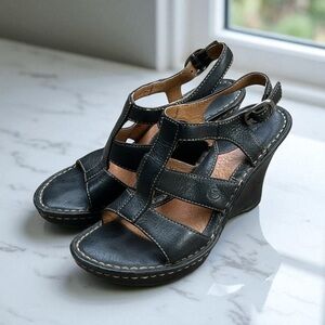 Born Leather Open Toe Wedge in Black Sandal Women’s Size 6